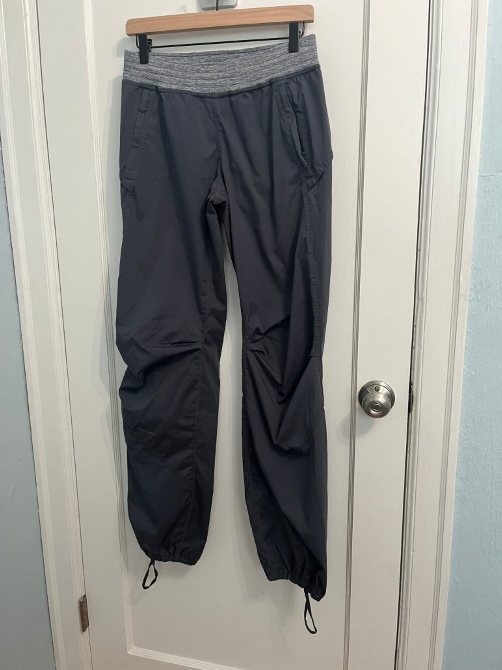 Lululemon Dance Studio Pants Gray Cinch Ankle Drawstring Size 6